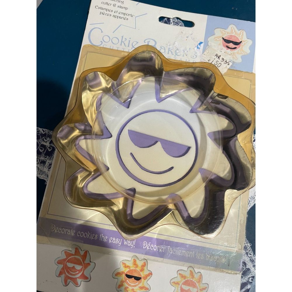 COOKIE BAKER'S: CUTTER & STAMP - #CB1986-123 Metal & Foam SUN SUNGLASSES